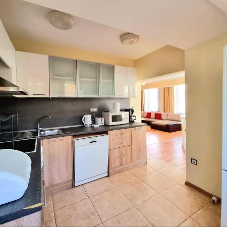 Lägenhet Sunny View - Seaside With Garage Burgas