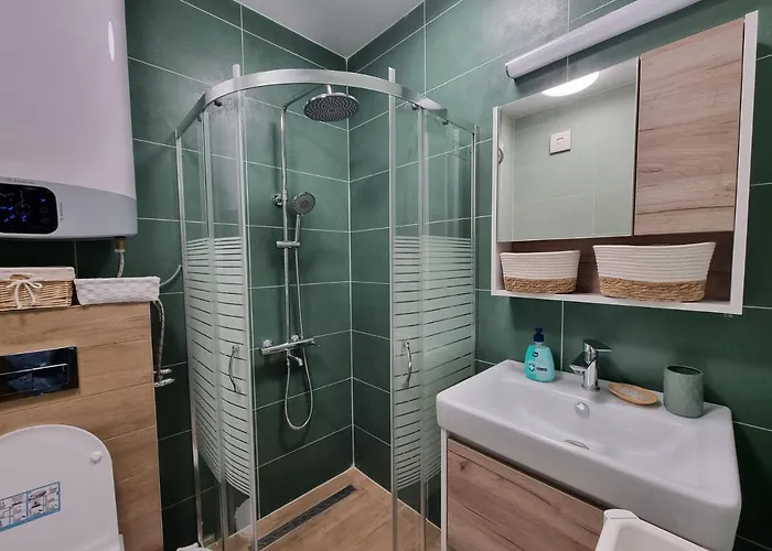 Sunny View - Seaside With Garage Apartament *